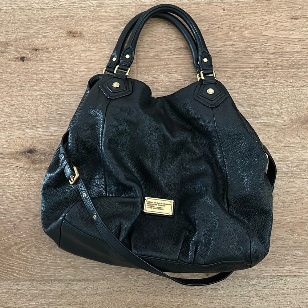 Marc Jacobs Black Pebbled Leather Hobo Bag with Gold Hardware